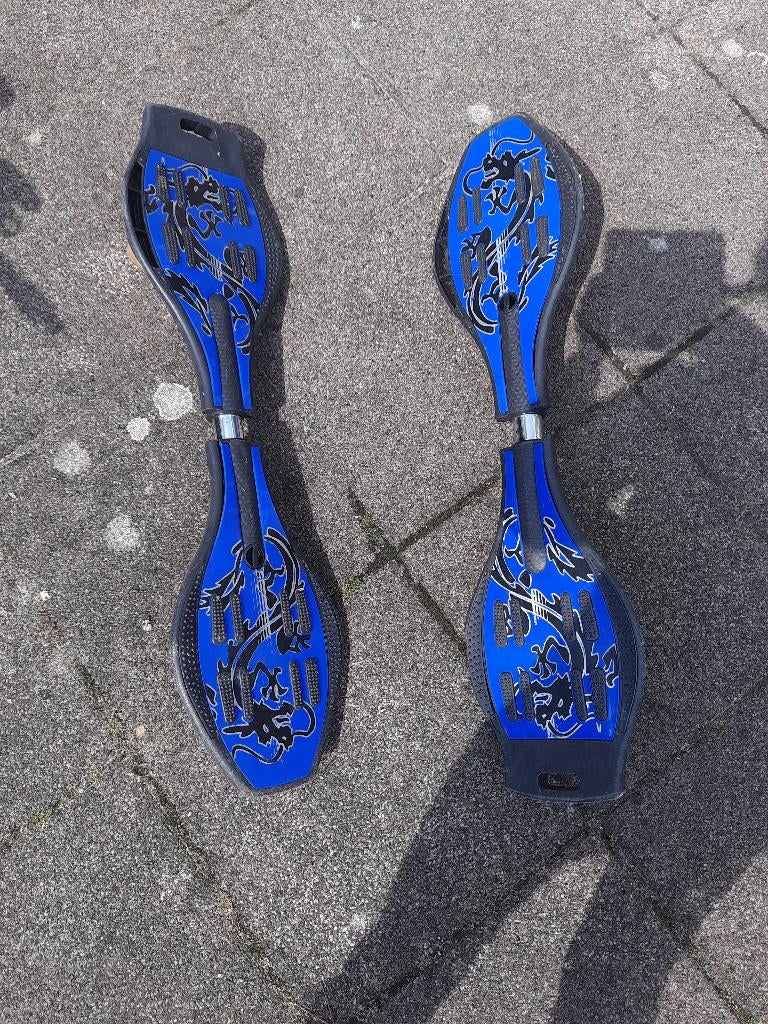 2 blauwe waveboards te koop, Sport en Fitness, Skateboarden, Ophalen, Gebruikt, Waveboard