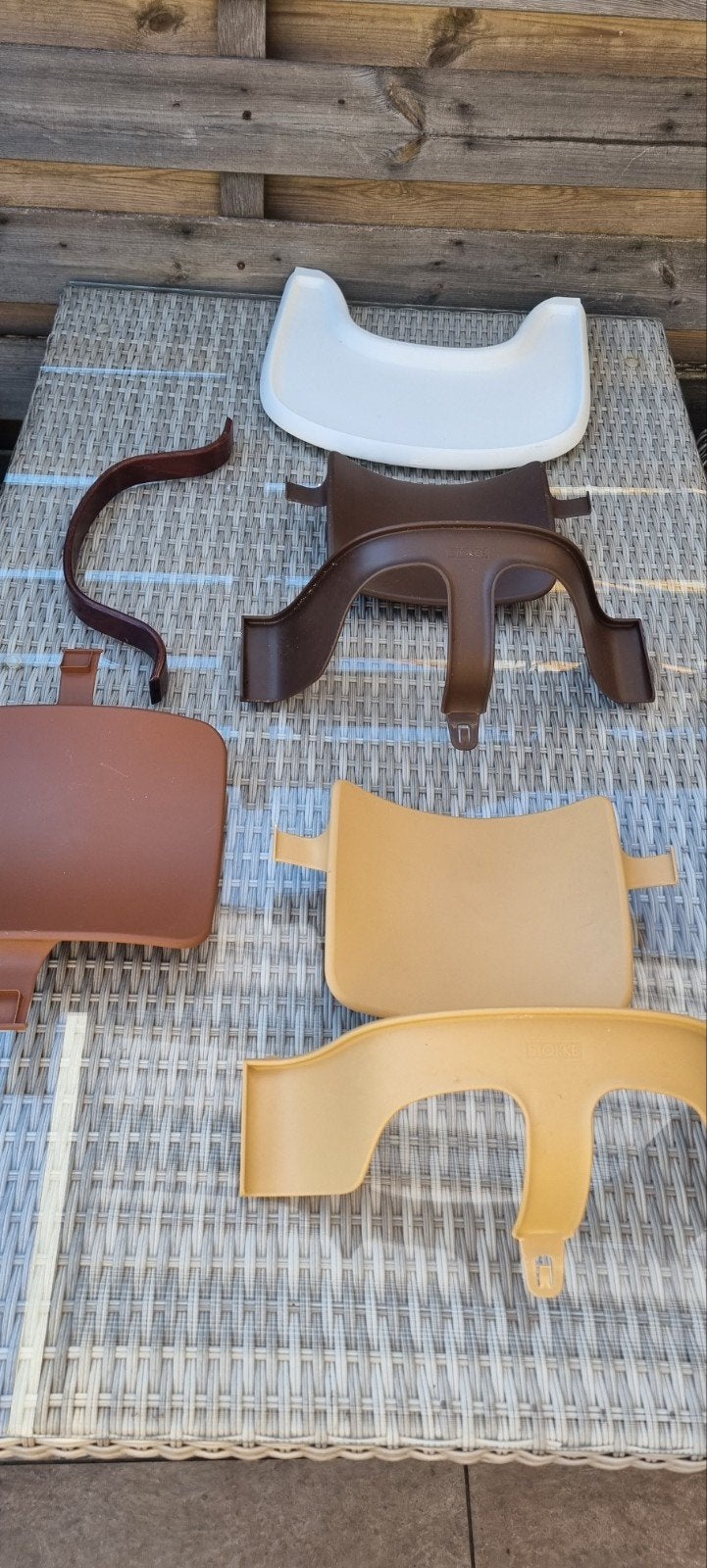 Stokke Tripp Trapp accessoires: rugsteun, beugel, playtray, Ophalen of Verzenden, Zo goed als nieuw, Overige typen, Afneembaar eetblad