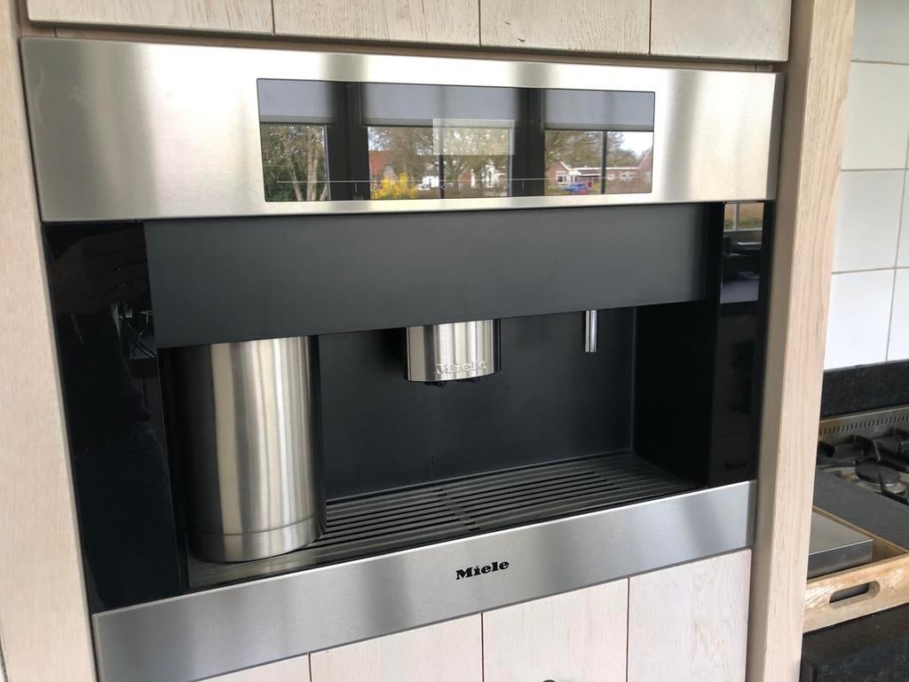 Miele inbouw koffiemachine, Ophalen, Gebruikt