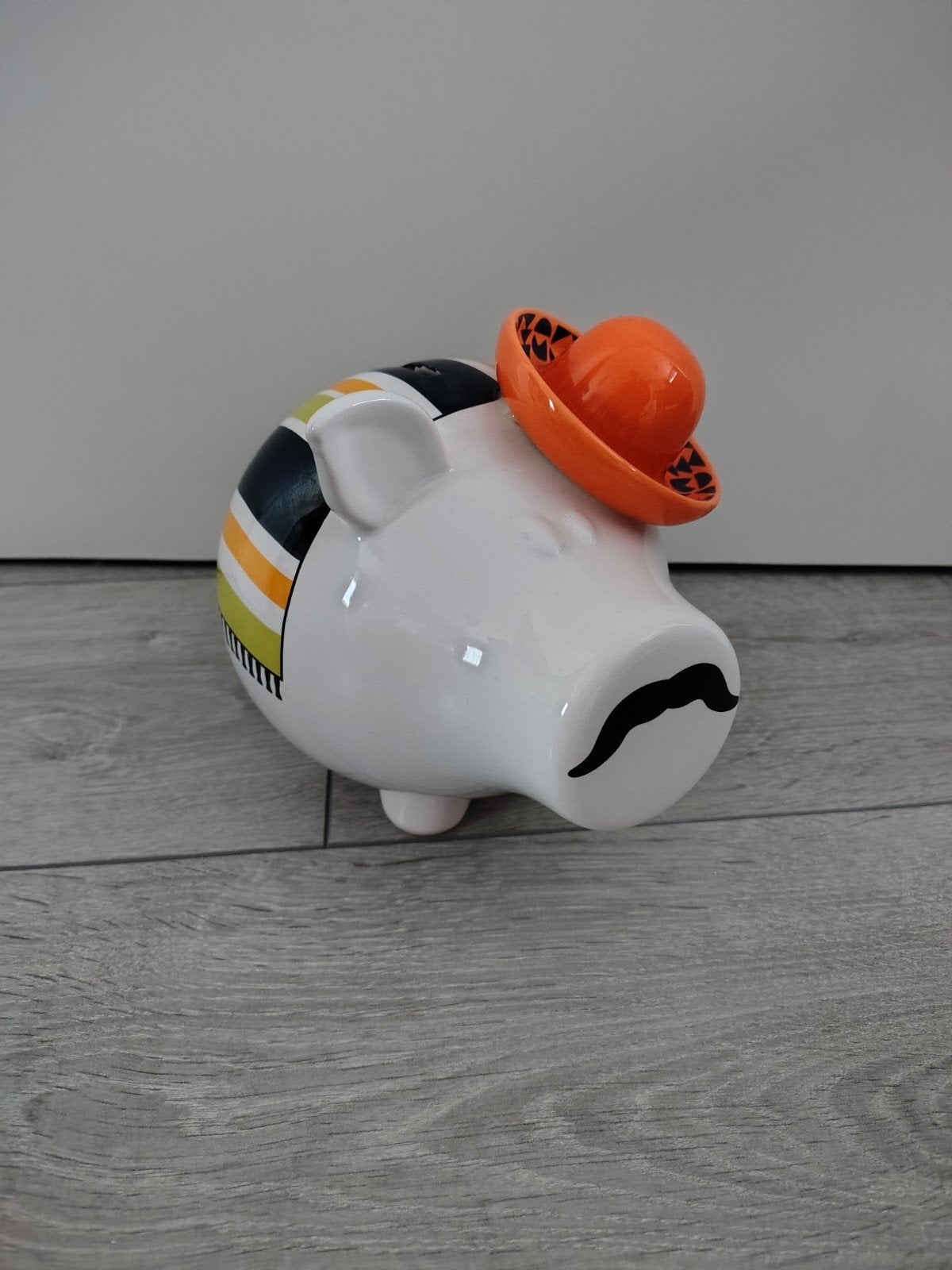 Mexicaans spaarvarken met sombrero en snor, Ophalen, Zo goed als nieuw, Steen, Aardewerk of Keramiek, Overige thema's