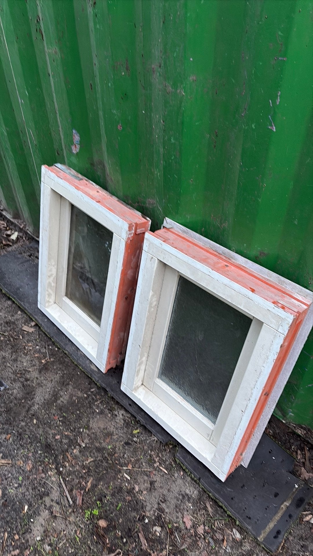 2x Wc douche valraam hardhout, Doe-het-zelf en Verbouw, Kozijnen en Schuifpuien, Raamkozijn, Zo goed als nieuw, Hout, Ophalen