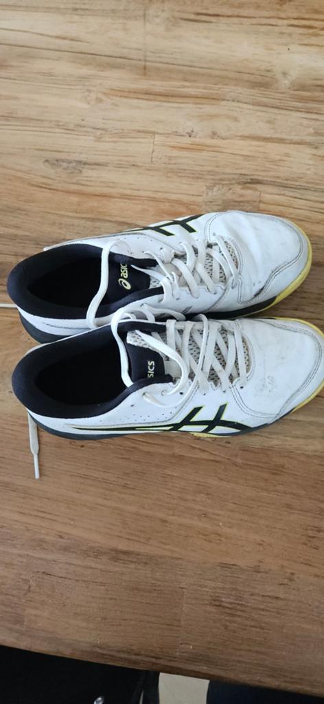 ASICS Gel Peake Hockeyschoenen Maat 36 - Zo goed als nieuw, Sport en Fitness, Hockey, Ophalen of Verzenden, Zo goed als nieuw