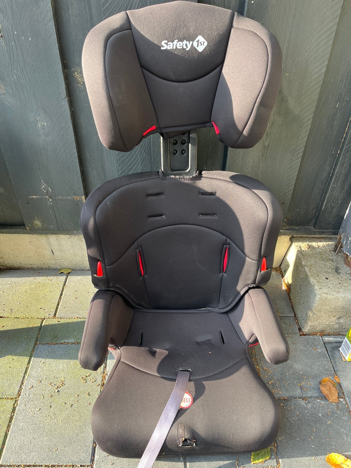 2x Safety 1st autostoel - Zwart, verstelbaar, Verstelbare rugleuning, 9 t/m 36 kg, Ophalen, Overige merken