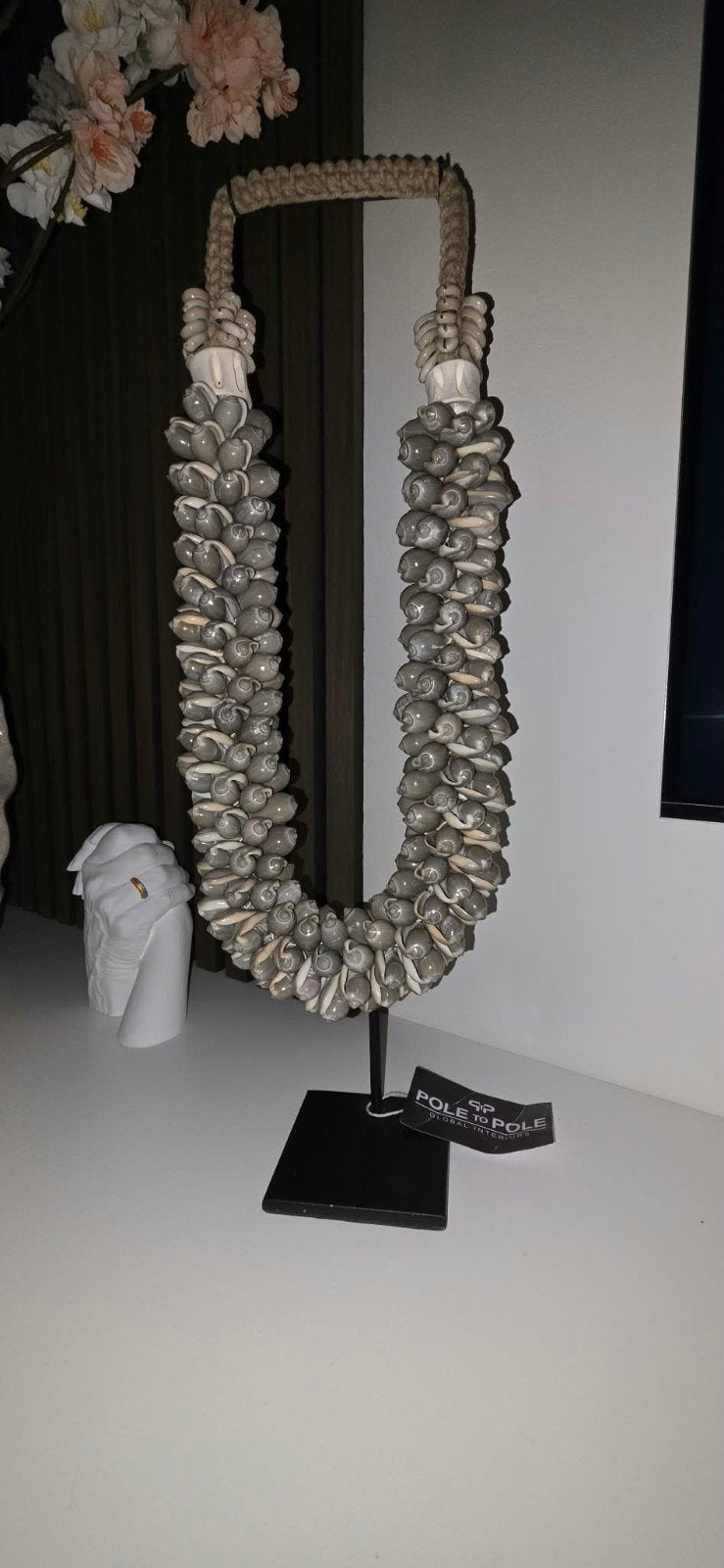 Decoratieve schelpenketting op standaard, Boho, Nieuw, Ophalen of Verzenden, Natuurlijk materiaal