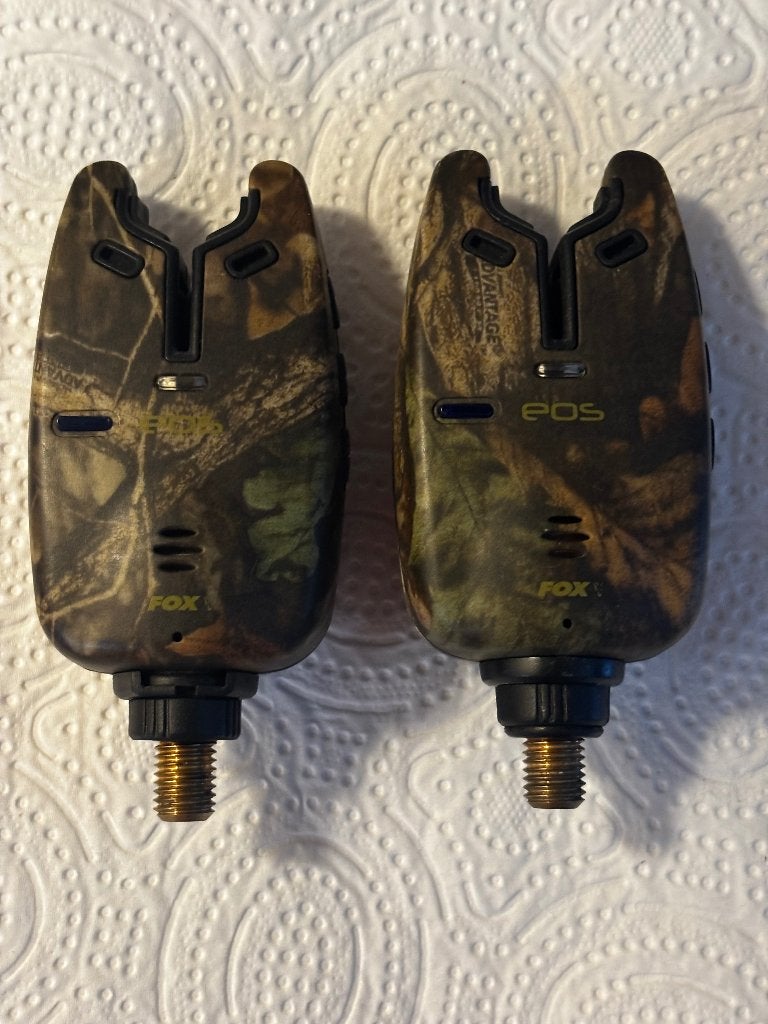 Fox Eos camo beetmelders 2x, Watersport en Boten, Ophalen of Verzenden, Zo goed als nieuw, Complete set