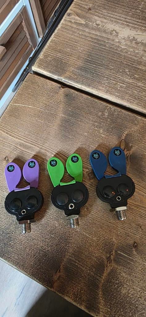 Tekoop aangeboden 3x wolf easyclaws of teruil, Ophalen, Overige typen