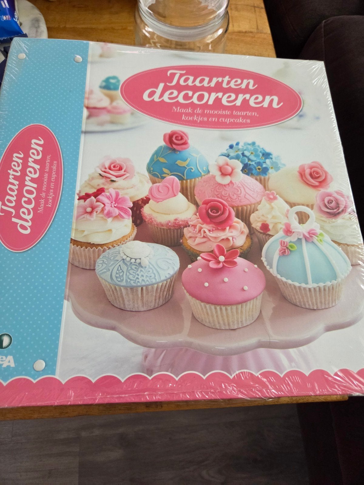 Taarten Decoreren DeAgostini – Maak de mooiste taarten, koek, Ophalen, Zo goed als nieuw, Taarten, Boek of Tijdschrift