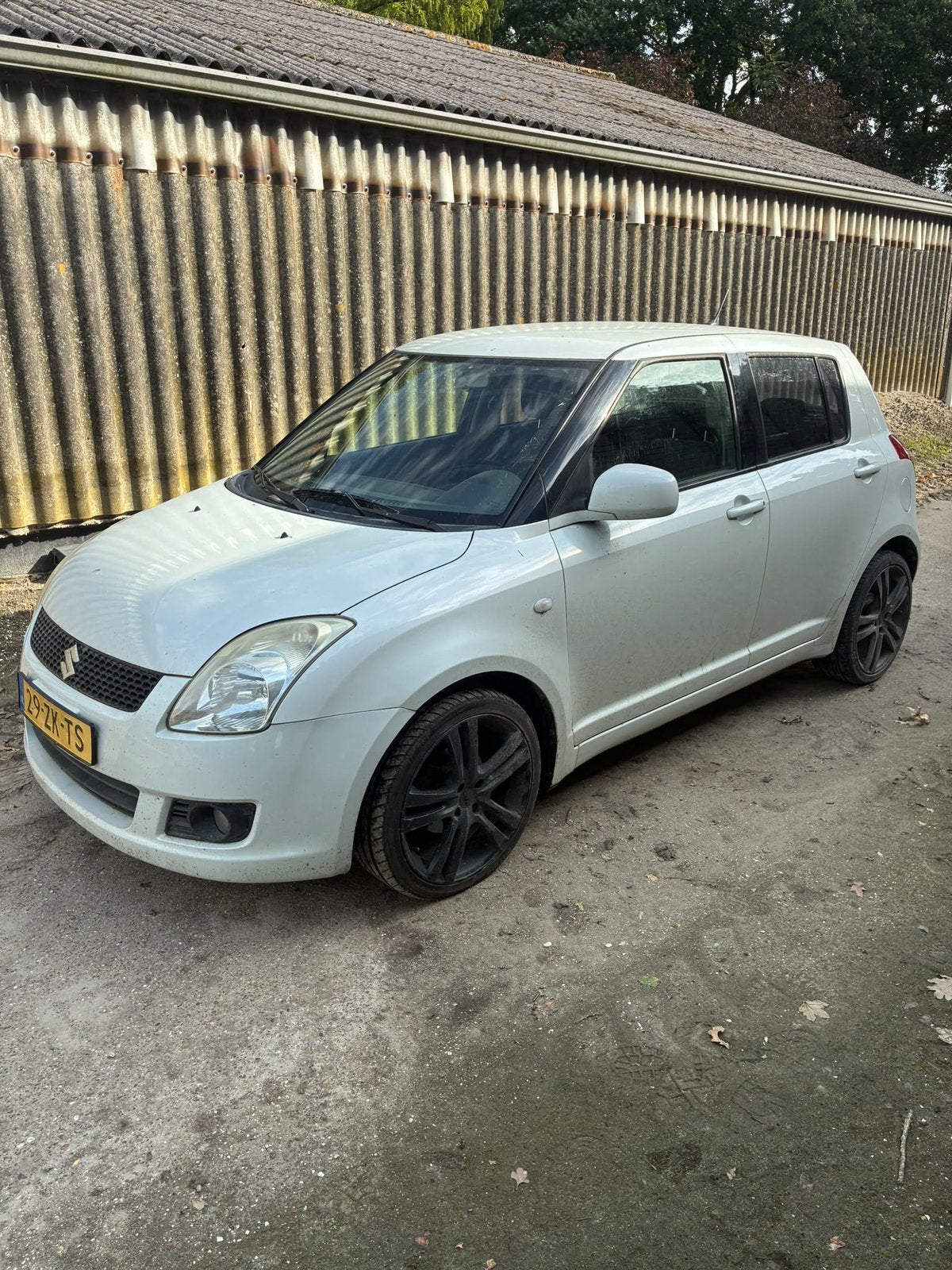 Suzuki Swift 1.3 5DRS 2008 Wit, Auto's, Voorwielaandrijving, 40 €/maand, Zwart, 400 kg