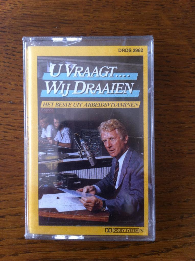 Cassettebandje "U Vraagt...Wij Draaien" Arbeidsvitaminen 5, Cd's en Dvd's, Cassettebandjes, Ophalen of Verzenden, Nieuw in verpakking