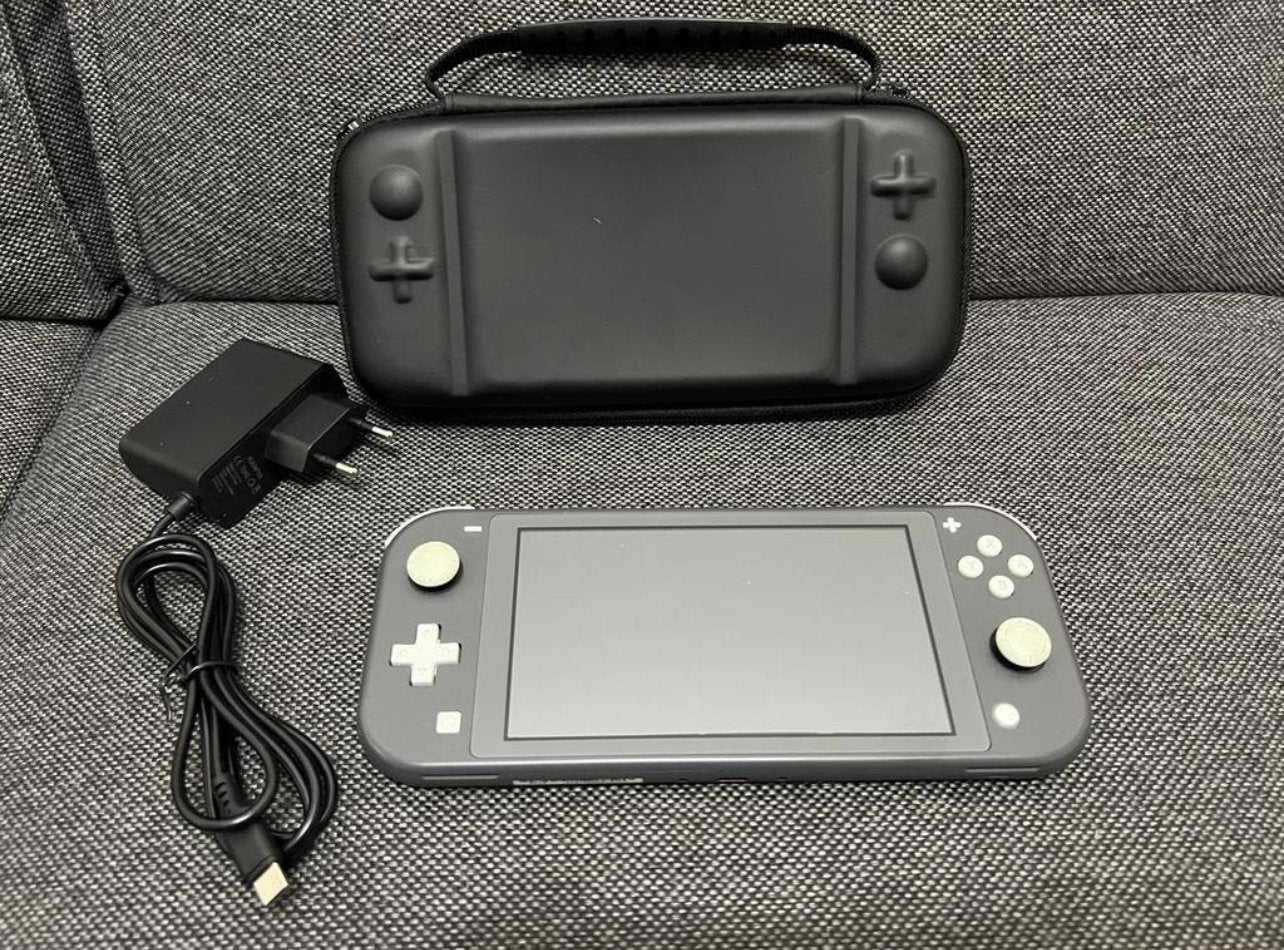 Foto 21 van Nintendo Switch Lite - Diverse Kleuren Beschikbaar