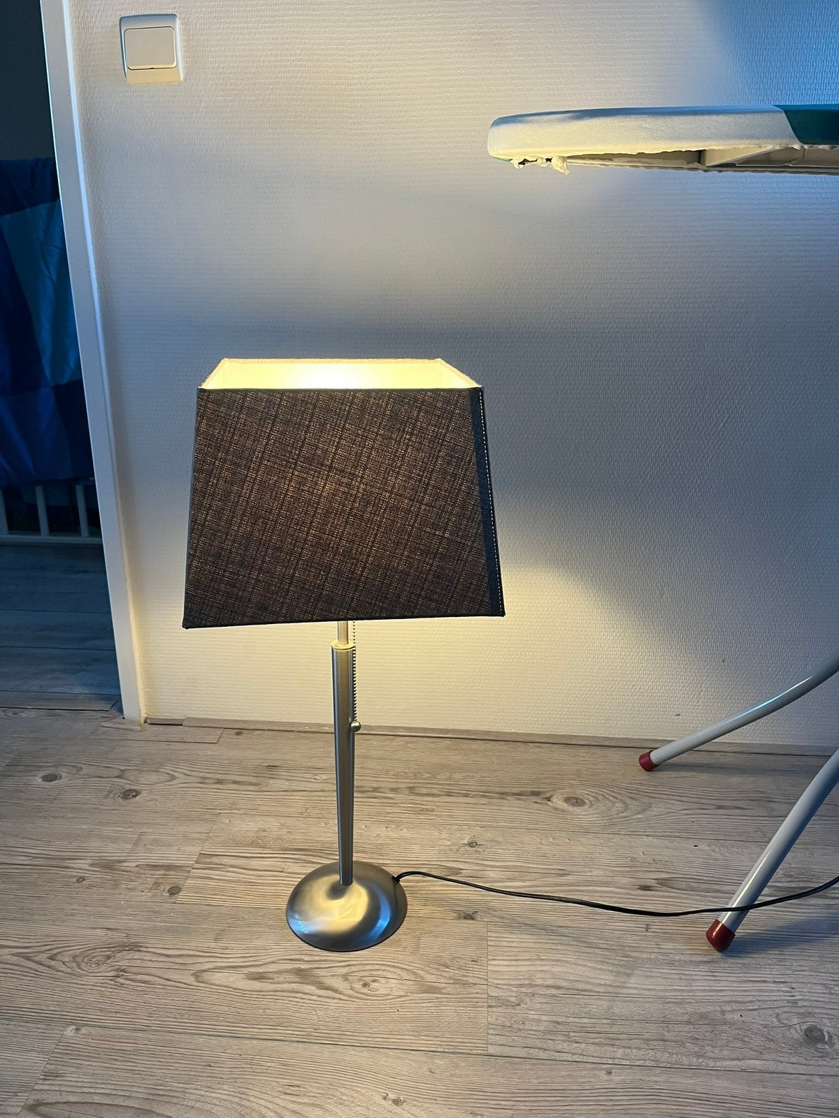 Lamp, Ophalen, Zo goed als nieuw