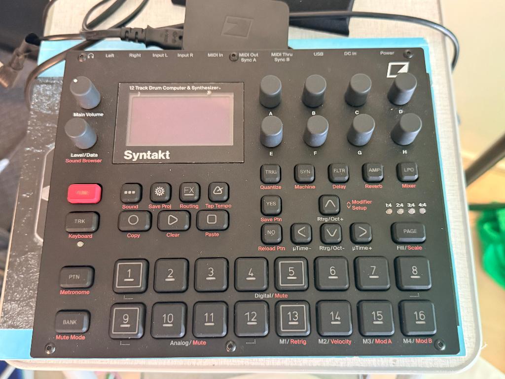 elektron syntakt, Muziek en Instrumenten, Ophalen of Verzenden, Zo goed als nieuw, Overige aantallen, Overige merken