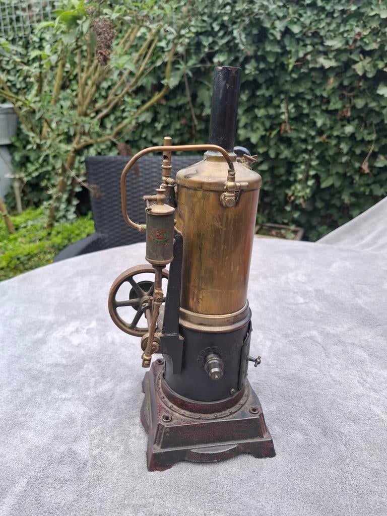 Antieke Stoommachine Dol 354-3- 34 cm hoog, Ophalen of Verzenden
