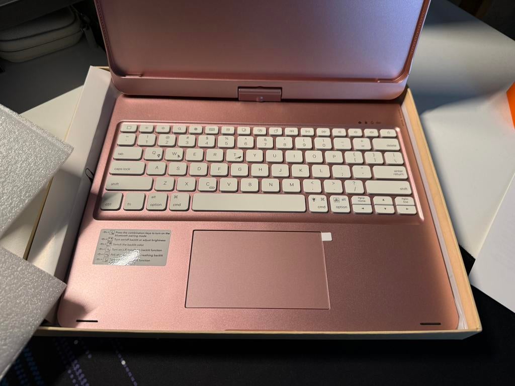iPad Pro 12.9 / 13 Toetsenbord met Touchpad (Magic Keyboard), Computers en Software, Apple iPads, Ophalen of Verzenden, Nieuw
