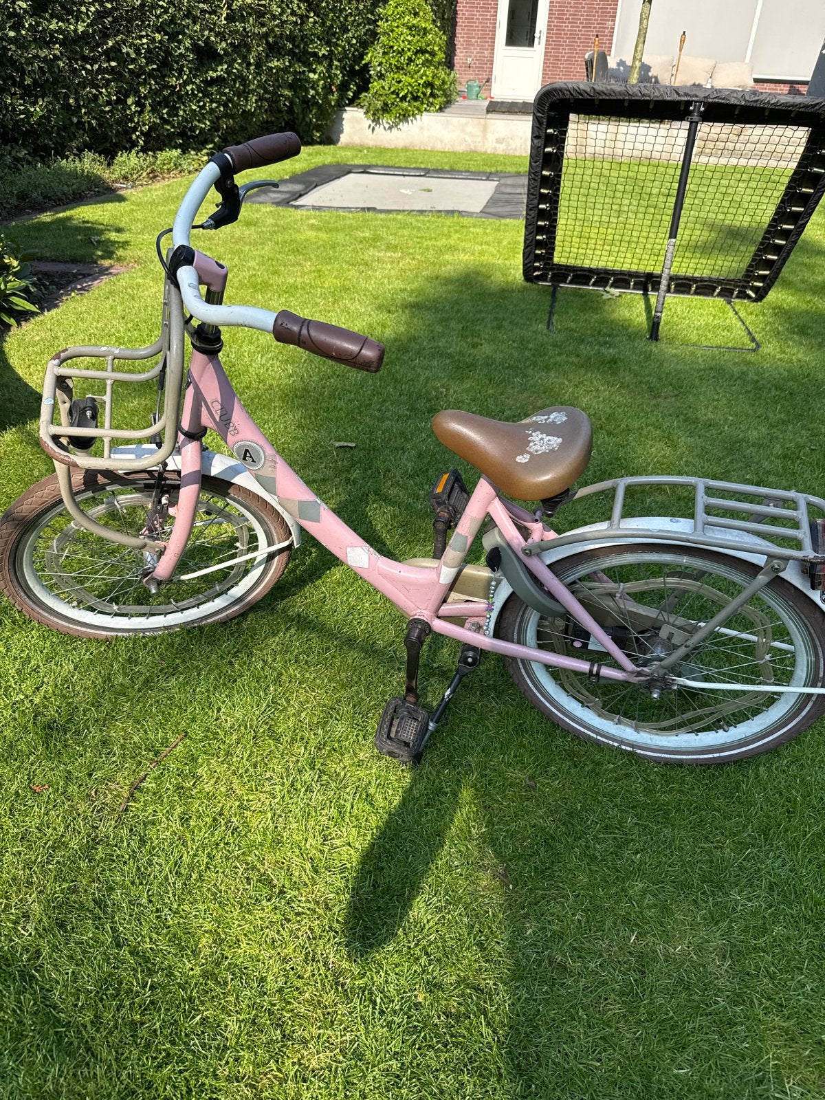 Roze kinderfiets met mandje en bagagedrager, Fietsen en Brommers, Ophalen, Gebruikt, Terugtraprem, 16 tot 20 inch