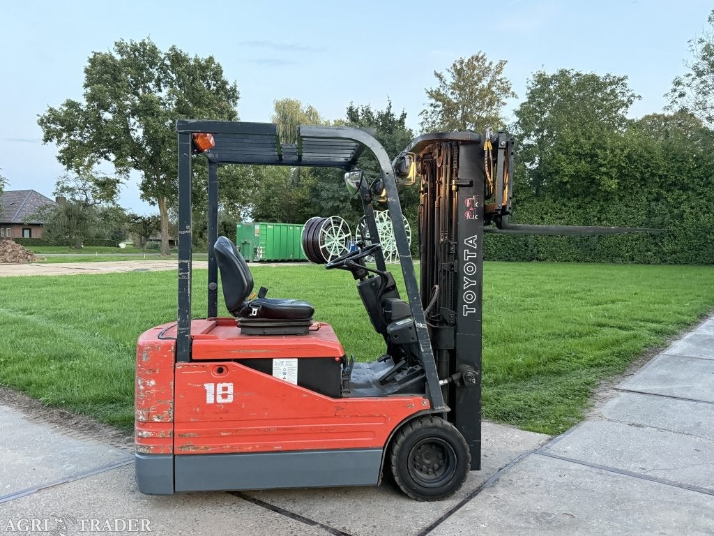 Toyota 1800KG triplo 470Cm Freelift Sideshift verlichting, Info@vanbeurdenheftrucks.nl, Heftruck, Ophalen of Verzenden, Toyota
