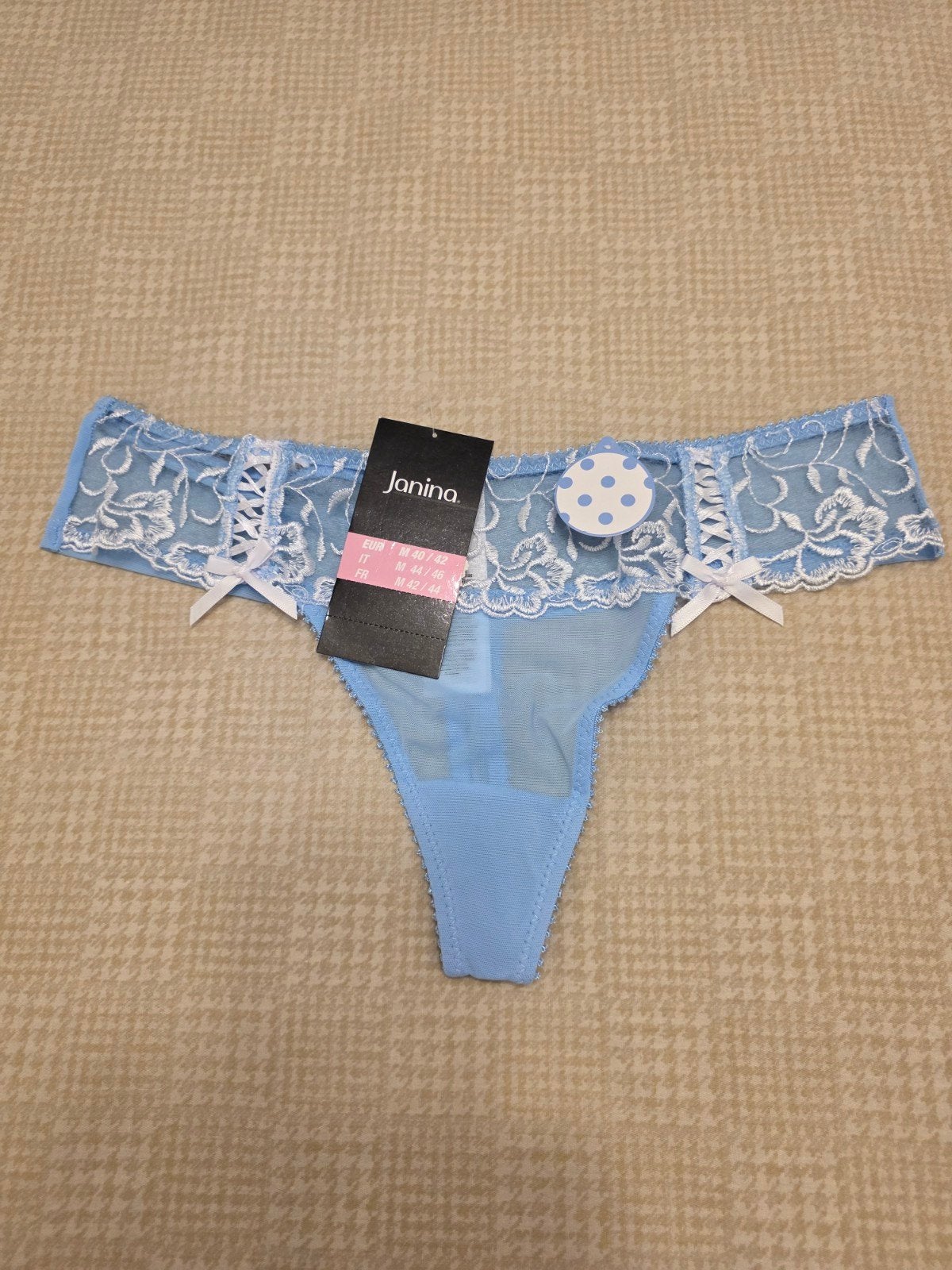Nieuwe Janina string - maat M - lichtblauw met kant, Kleding | Dames, Ondergoed en Lingerie, Janina, Ophalen of Verzenden, Blauw