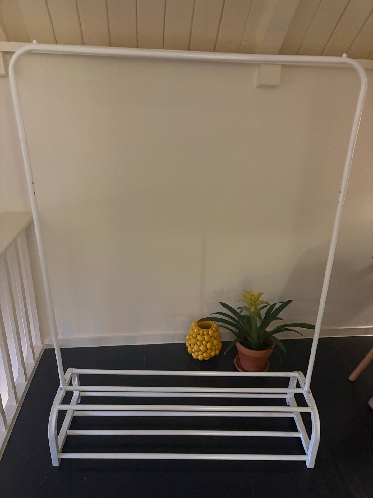 Wit kledingrek met schoenenrek - IKEA, Ophalen of Verzenden, Gebruikt