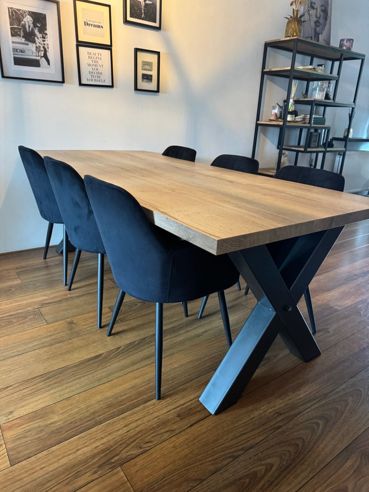 Elegante eetkamerset: Eiken tafel met 6 zwarte stoelen, Huis en Inrichting, Stoelen, Ophalen, Zwart, Zo goed als nieuw, Vijf, Zes of meer stoelen