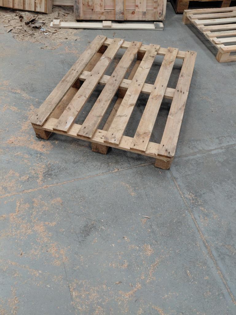 Hout,pallets,pallet 120x90,kachelhout,haardhout,stookhout,, Minder dan 3 m³, Ophalen