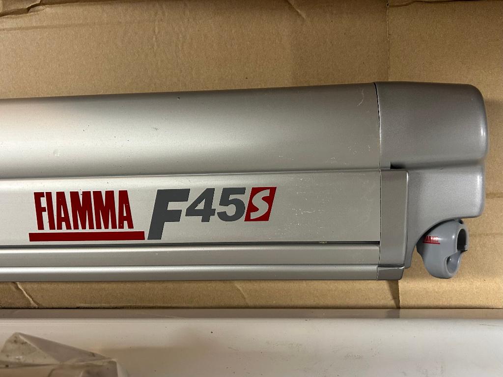 Nieuwe Fiamma Luifel - F45s- 400 - Titanium