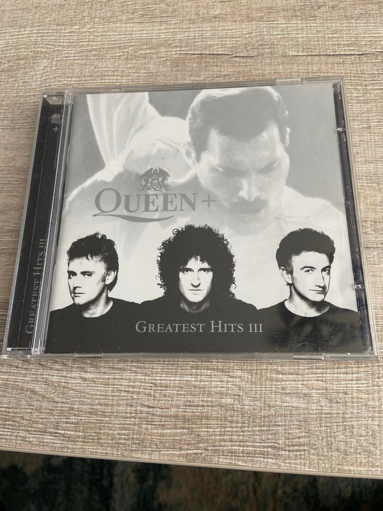 Queen+ Greatest Hits III CD - Zo goed als nieuw, Ophalen of Verzenden, Zo goed als nieuw, Poprock