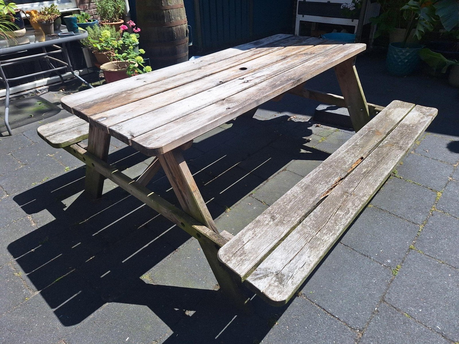 Robuuste houten picknicktafel - gratis, Ophalen, Gebruikt, Rechthoekig, Hout