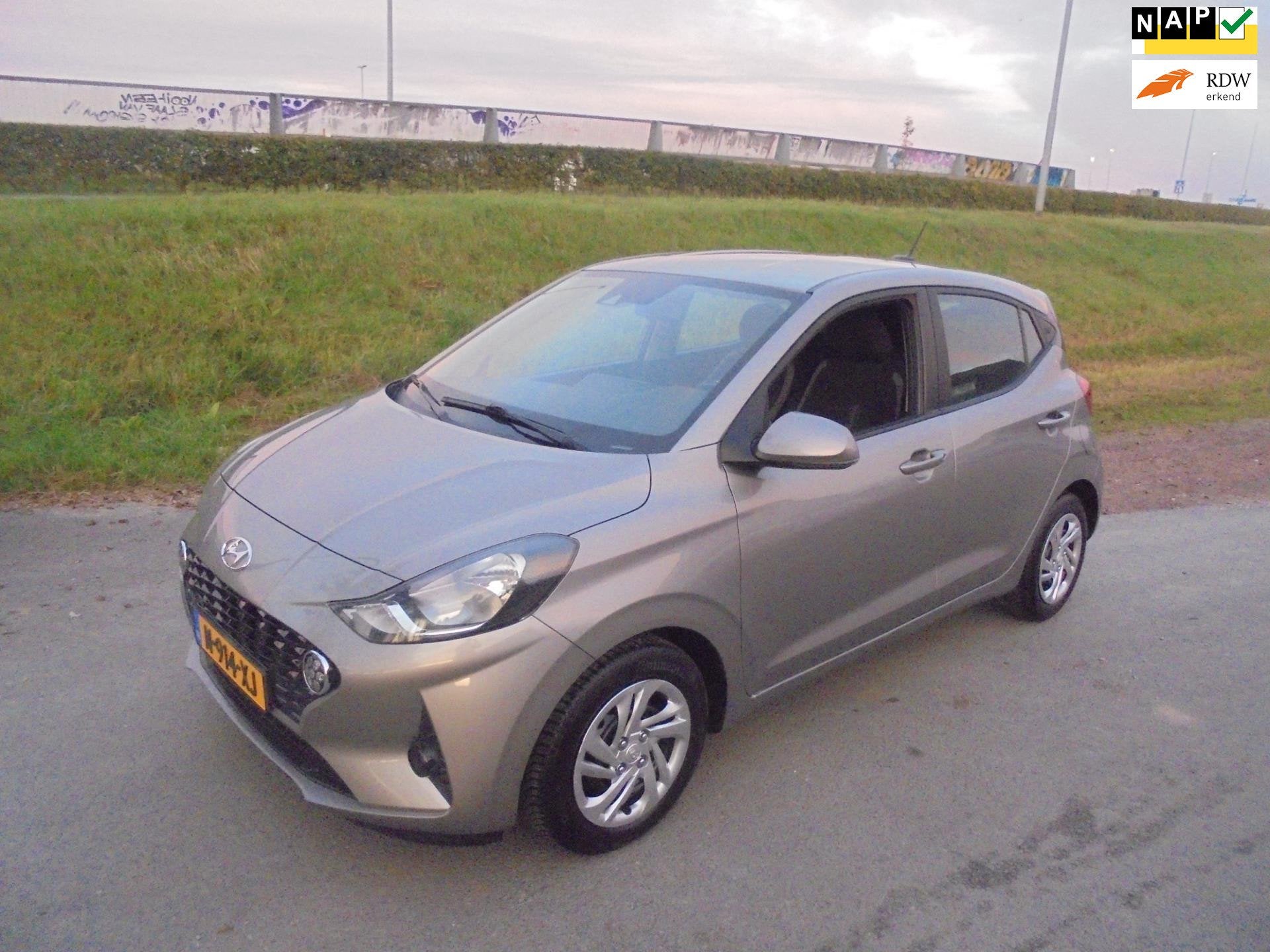Hyundai I10 Hyundai i10 1.0 Comfort airco 78.000km eerste ei
