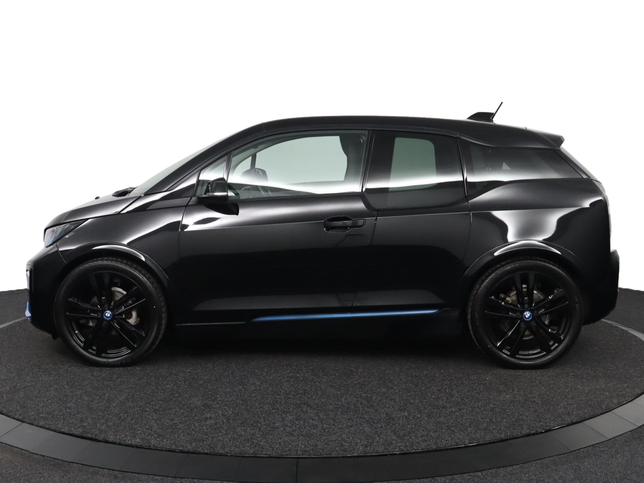 BMW i3 S 94Ah 33 kWh | SOH 93% | 20'' velgen | Leer, Auto's, BMW, Automaat, 12 maanden, Multifunctioneel stuurwiel, 4 stoelen