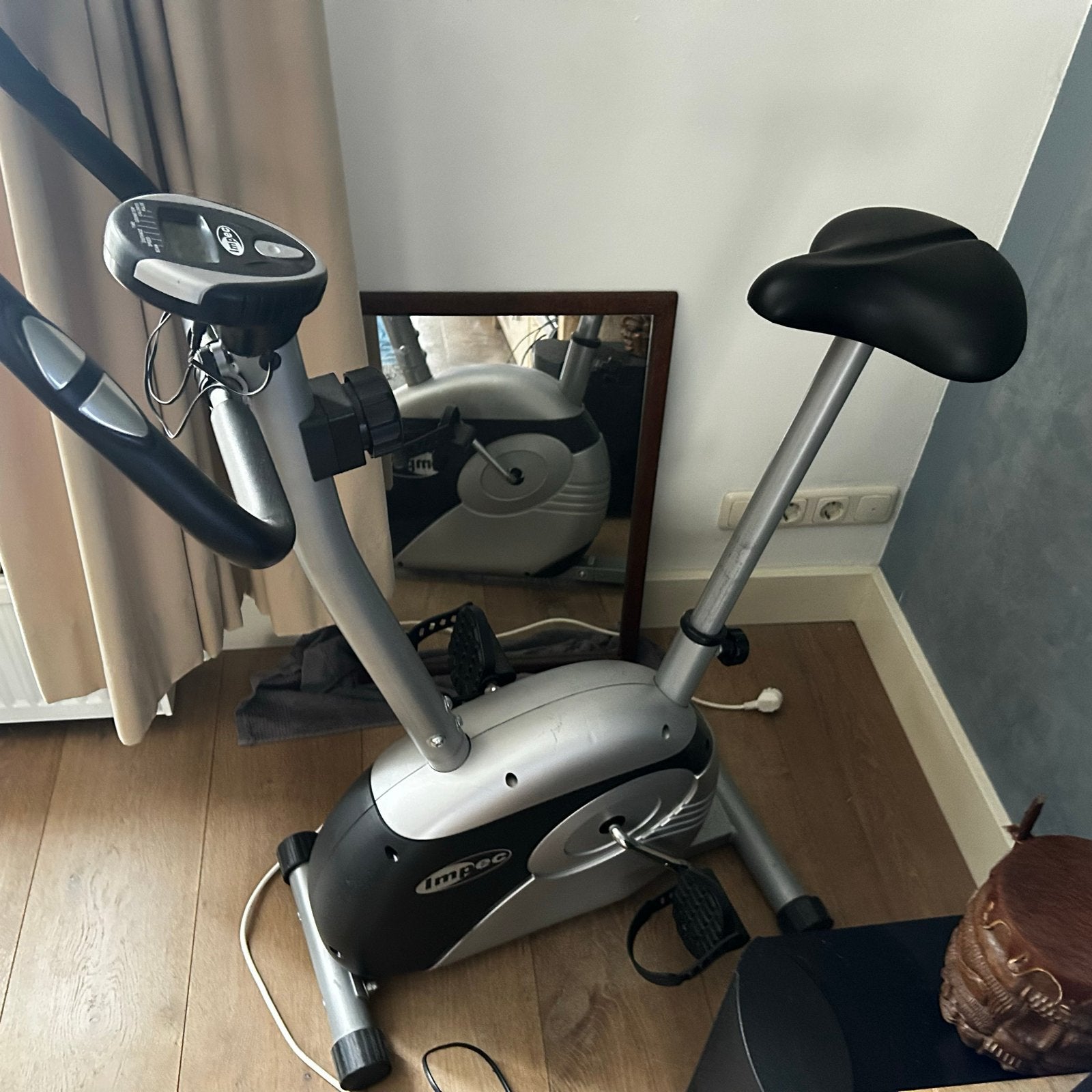 Hometrainer Impec, Ophalen, Gebruikt, Metaal, Benen
