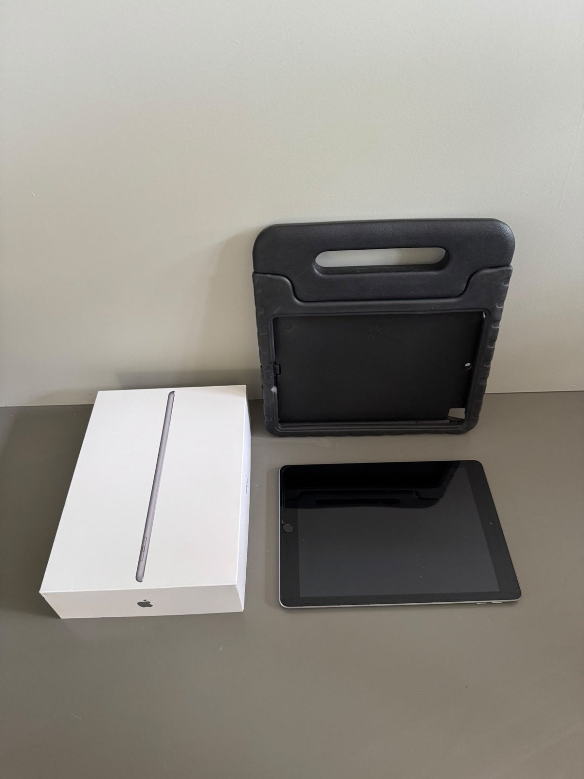 iPad 6e generatie 32GB - Nette staat met screenprotector, Computers en Software, 10 inch, 32 GB, Apple iPad, Ophalen of Verzenden