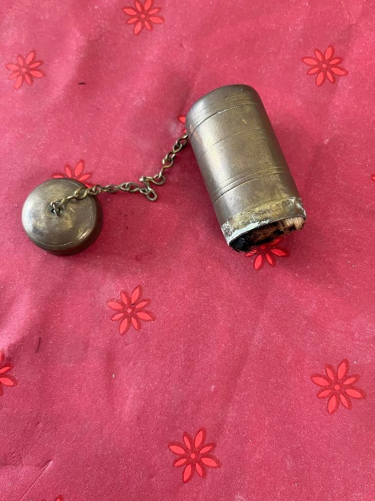 Antieke Koperen Tondeldoos met Ketting, Ophalen of Verzenden, Koper