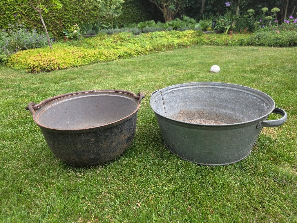 Gietijzeren hengselpot en zinken bak, Ophalen, Gebruikt, Minder dan 30 cm, Rond