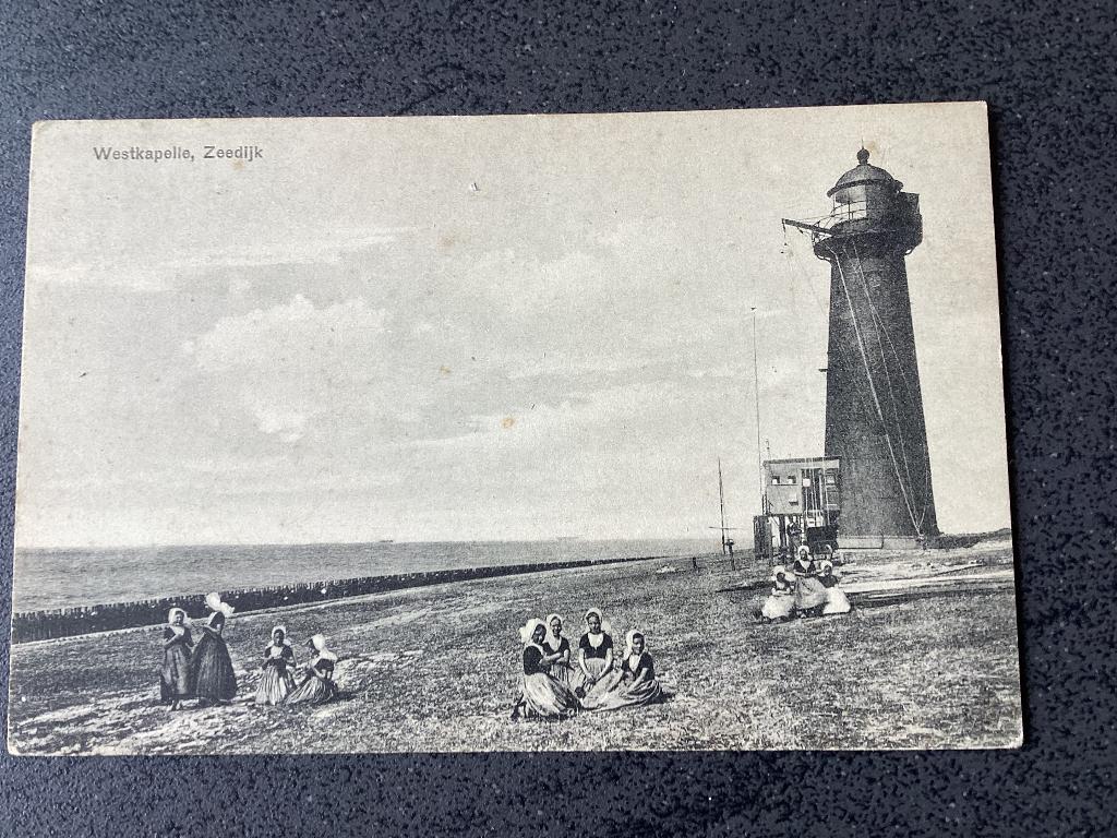 Westkapelle . No 10.  Vuurtoren . Klederdracht.m, Verzenden, Voor 1920, Ongelopen, Zeeland
