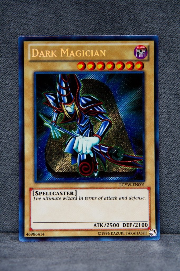 Yu-Gi-Oh! Dark Magician LCYW-EN001 Secret Rare NM, Ophalen of Verzenden, Zo goed als nieuw, Losse kaart, Foil