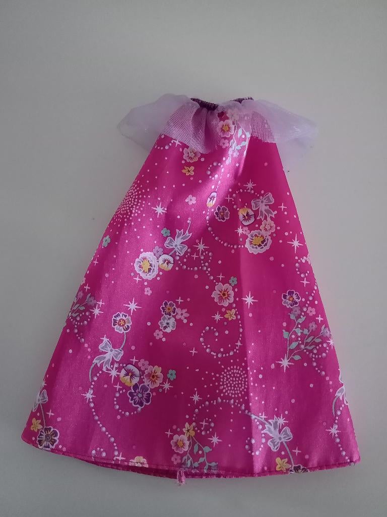 Veel Lange Rokken voor (Barbie) Poppen (12 foto's), Verzamelen, Poppen, Ophalen of Verzenden, Gebruikt, Kleertjes