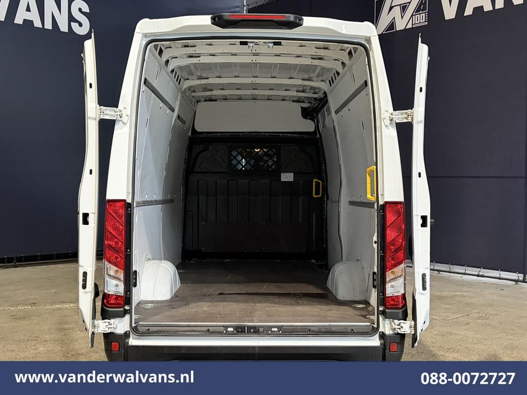 Iveco Daily 35S16 157pk L2H2 Euro6 Airco | 270 Graden Achter, Auto's, Gebruikt, Euro 6, Iveco, Wit