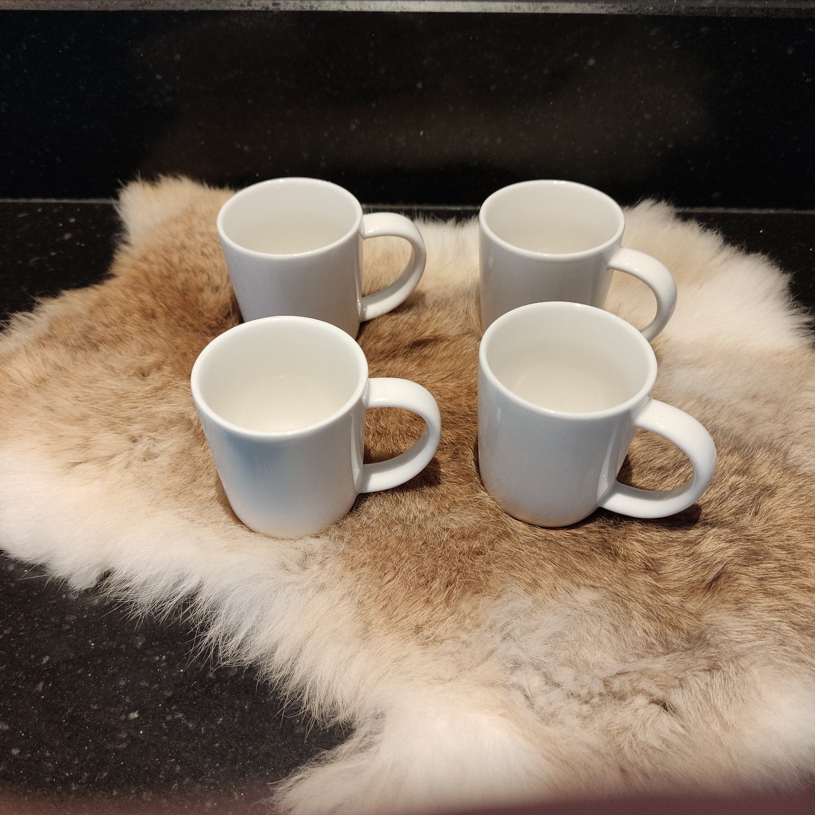4 porseleine witte espresso kopjes HEMA, Ophalen of Verzenden, Zo goed als nieuw