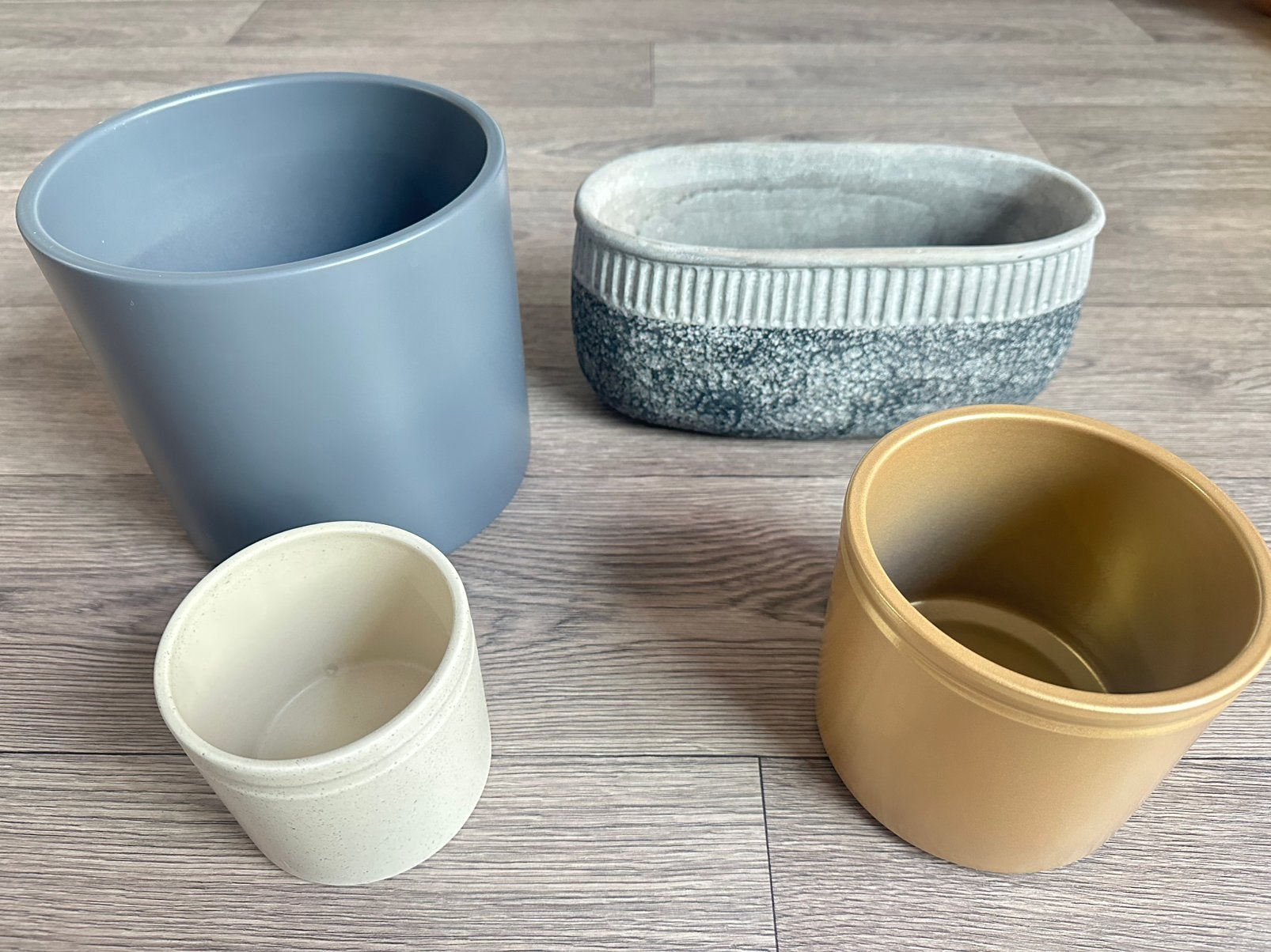 Flower pots, Ophalen, Rond, Zo goed als nieuw, Aardewerk