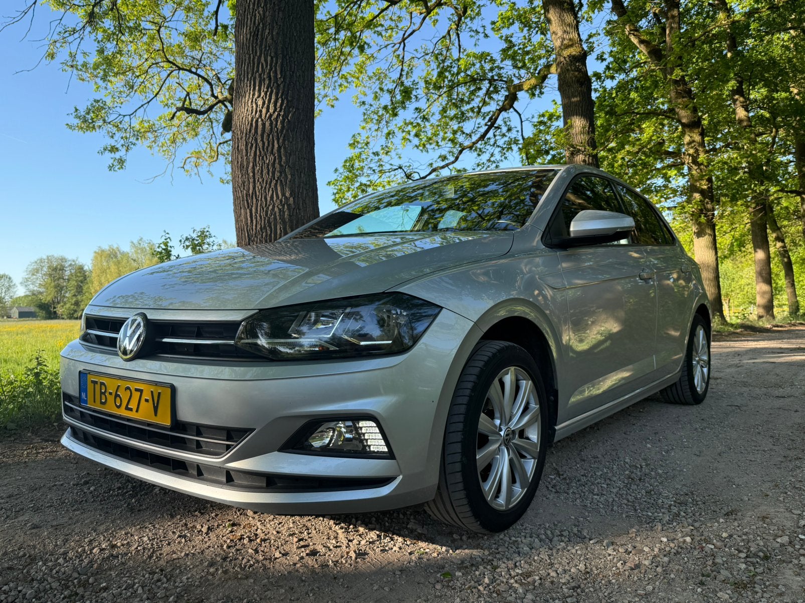 Volkswagen Polo 1.0 TSI 70KW 2018 Grijs virtual cockpit, Auto's, Voorwielaandrijving, Stof, 40 €/maand, Zwart