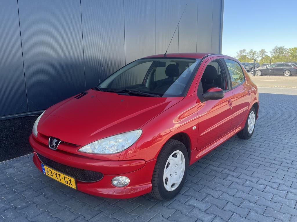Peugeot 206 1.4 Forever 2007 5-Deurs Apk 10-2026 (bj 2007), Auto's, 31 €/maand, Origineel Nederlands, Bedrijf, 75 pk