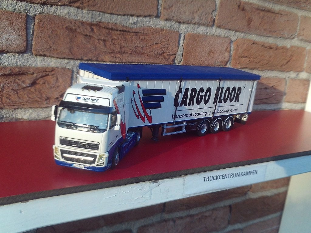 Volvo  FH3  met  Cargofloor  oplegger., Ophalen of Verzenden, Zo goed als nieuw, Bus of Vrachtwagen, Tekno