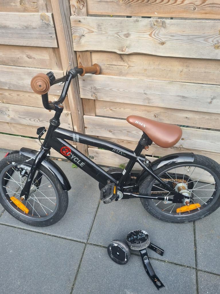 Jonges fiets 16 itch, Fietsen en Brommers, Fietsen | Jongens, Ophalen of Verzenden, Gebruikt, 16 inch