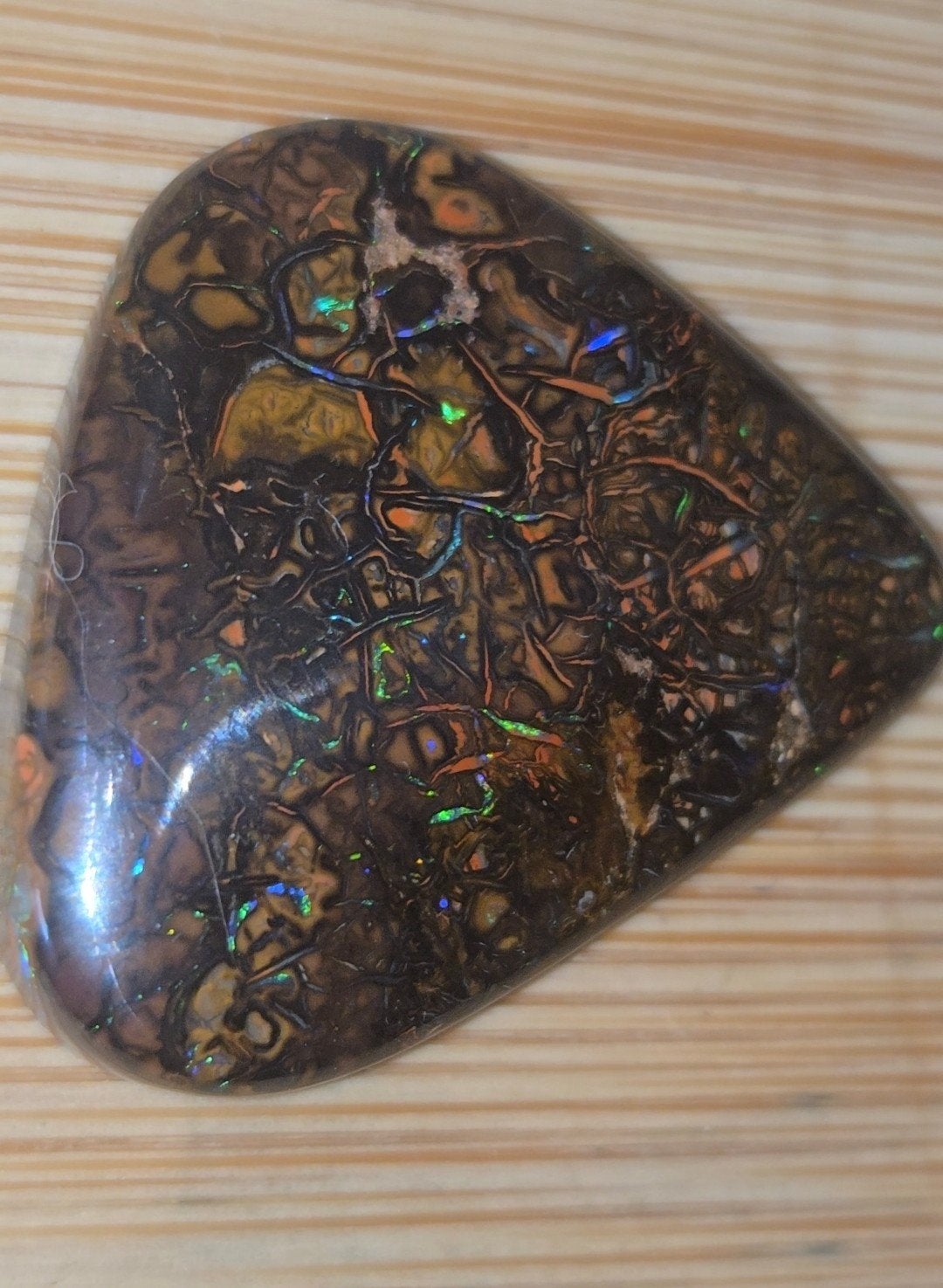 Prachtige Boulder Opaal Koroit, Ophalen of Verzenden, Nieuw