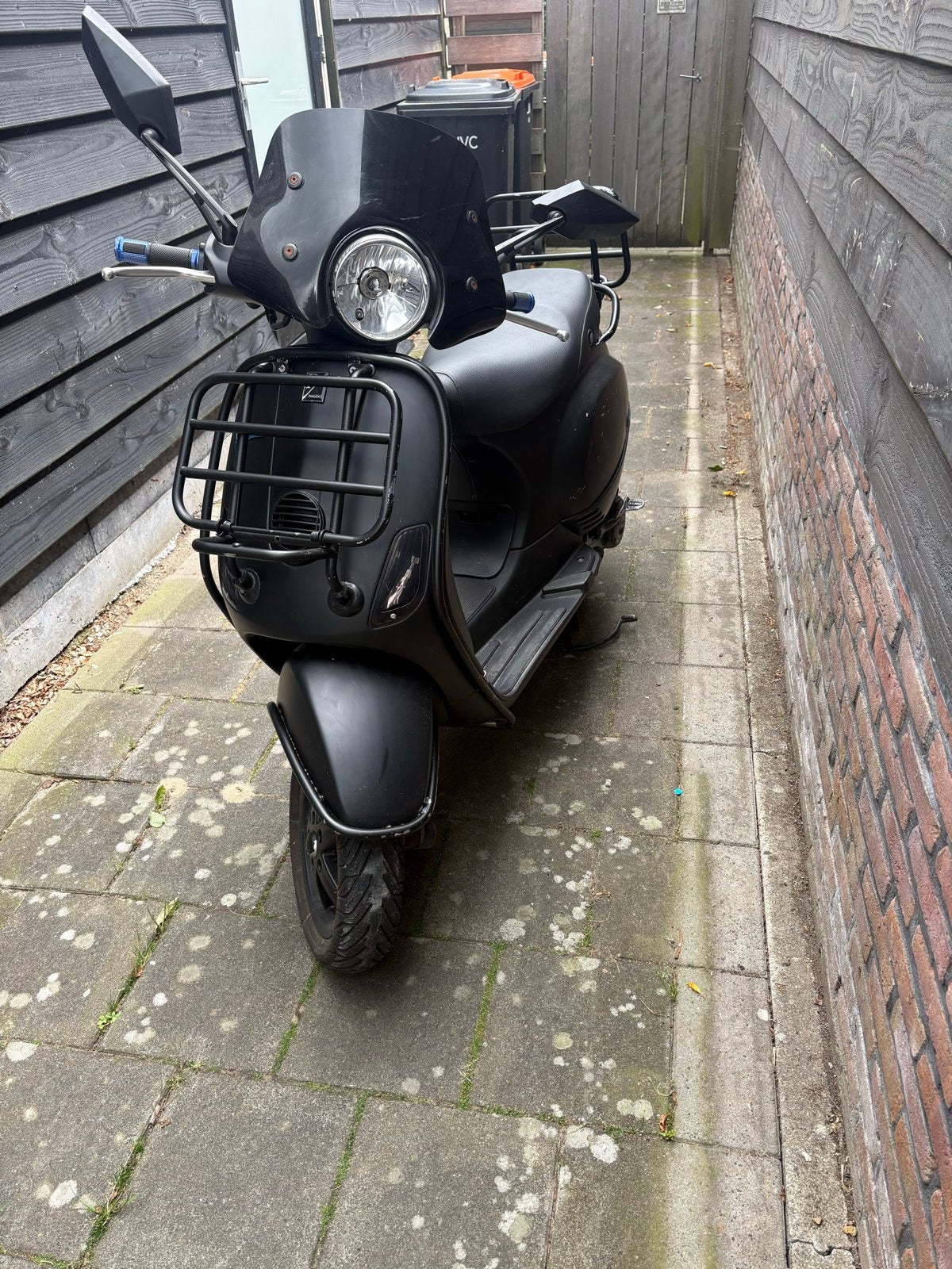 Vespa LX 50 4T uit 2006, Fietsen en Brommers, Ophalen, Gebruikt, Benzine, Vespa LX