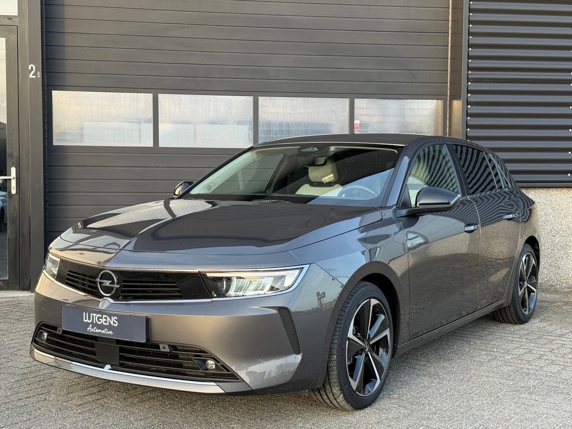 Opel Astra 1.2 GS-line Navigatie Camera Cruise Automaat, Gebruikt, 1199 cc, Alcantara, Origineel Nederlands