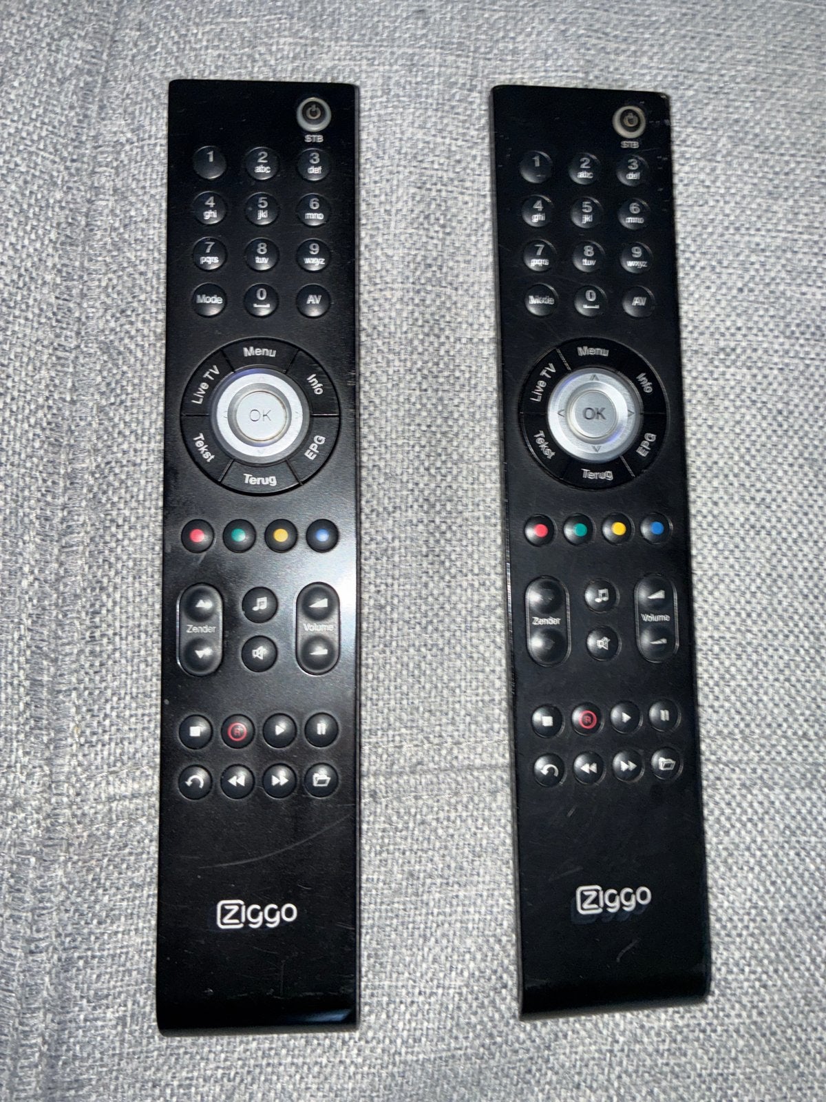 Twee Ziggo afstandsbedieningen voor mediabox/TV, Audio, Tv en Foto, Afstandsbedieningen, Ophalen of Verzenden, Gebruikt, Origineel