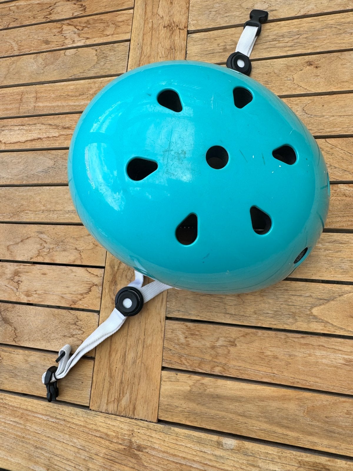 Oxelo Schaatshelm / Skatehelm 55-58 cm Turquoise, Fietsen en Brommers, Fietsaccessoires | Fietshelmen, Ophalen, Gebruikt, Overige maten