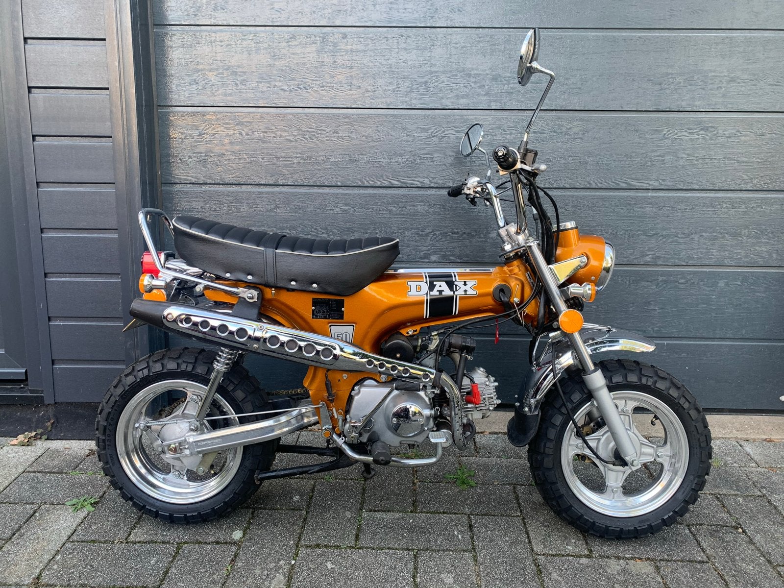 Zeer nette (Honda ) Dax Skyteam 50cc brommer, Fietsen en Brommers, Ophalen, Maximaal 45 km/u, Zo goed als nieuw, 4 versnellingen