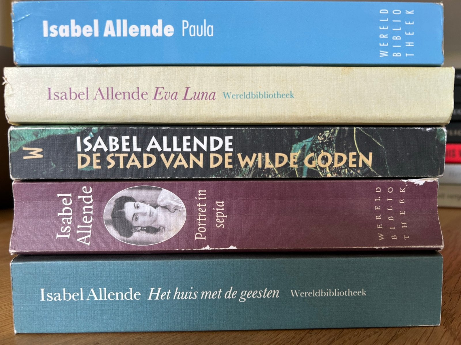 Isabel Allende Boekenpakket - 5 Werken, Ophalen of Verzenden, Gelezen, Europa overig